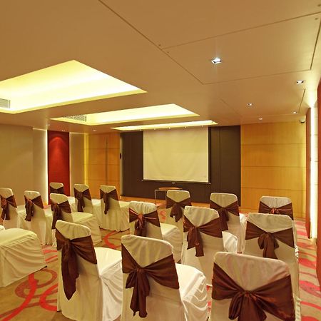 Comfort Inn Legacy Rajkot Business photo